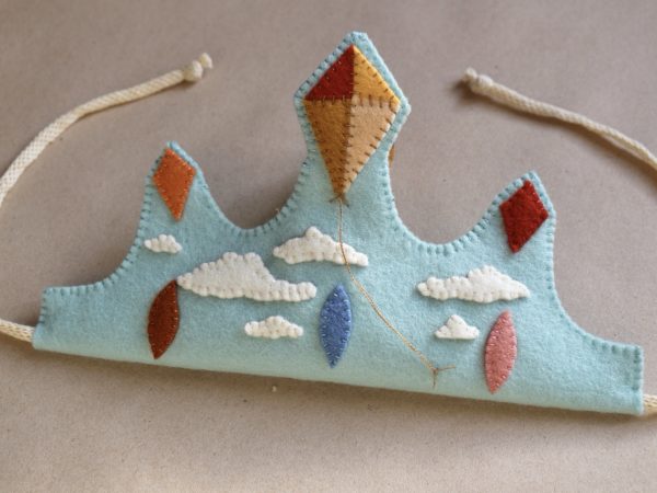 Kranz aus Filz Drachen