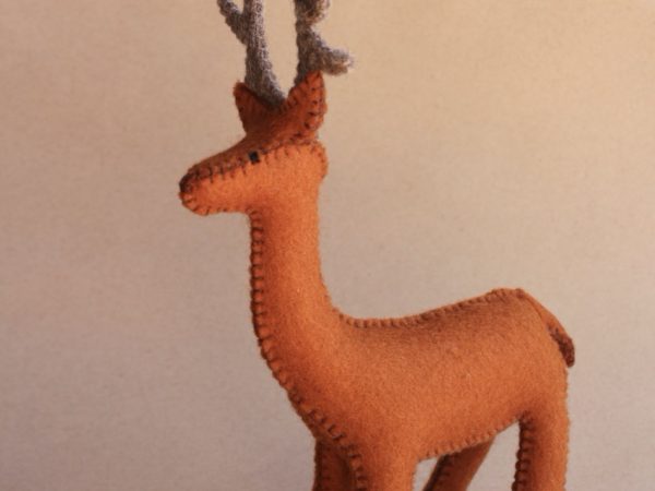 Hirsch aus Filz