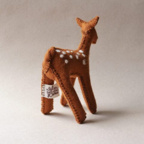 Fawn figurine in natural wool felt